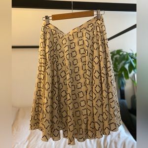 Club Monaco Geometric Print Silk Skirt Size 8 White